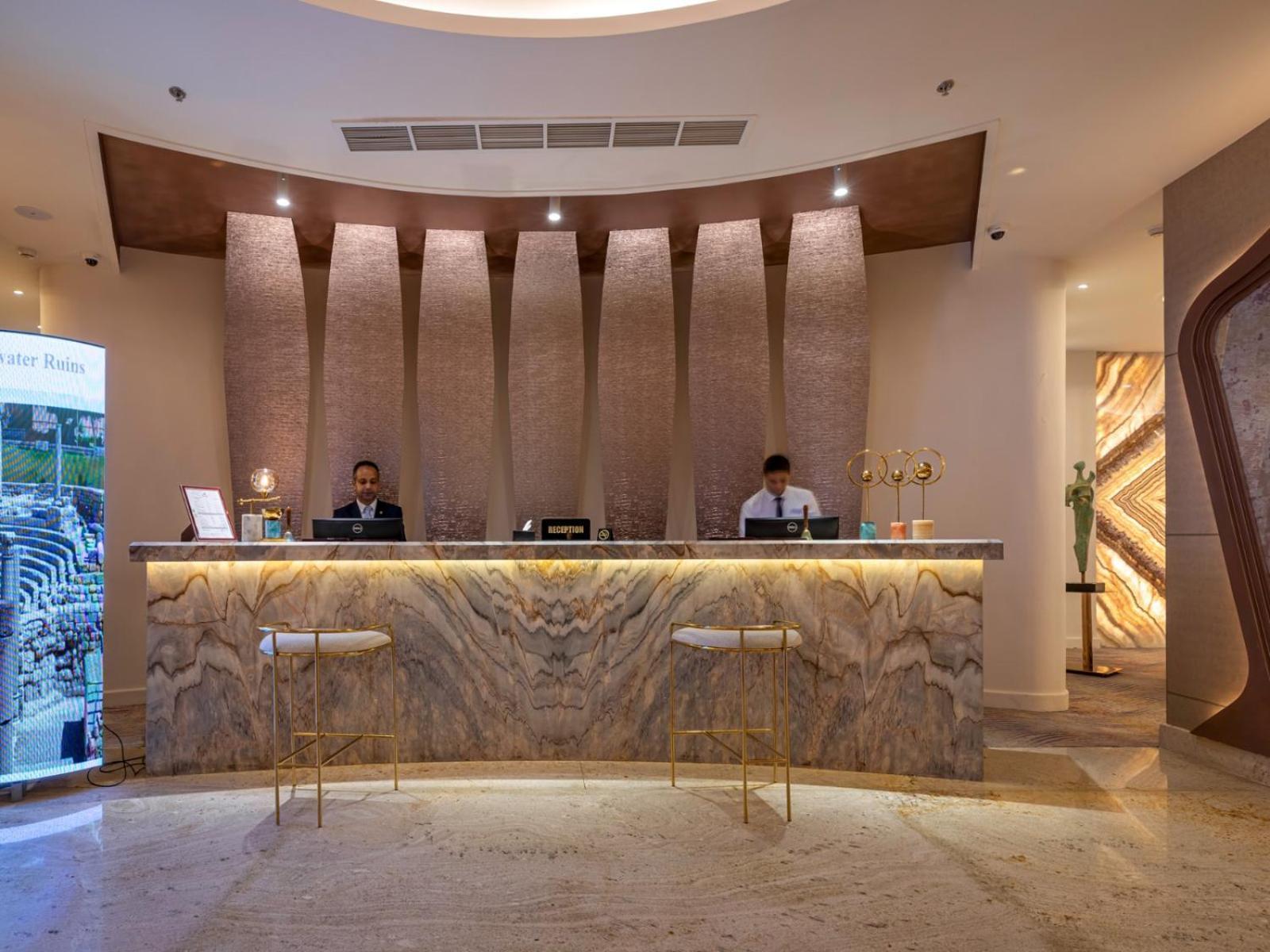 אלכסנדריה Mirage Hotel & Conference Center מראה חיצוני תמונה The lobby of the hotel